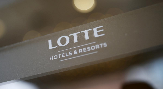 Lotte Group Scraps Huge IPO Amid Probe