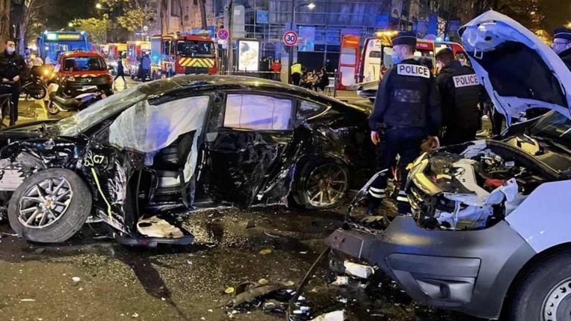 Aftermath of a fatal December crash in Paris involving a Tesla Model 3