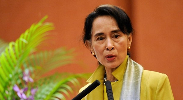 Aung San Suu Kyi Sends New MP’s To Parliament School