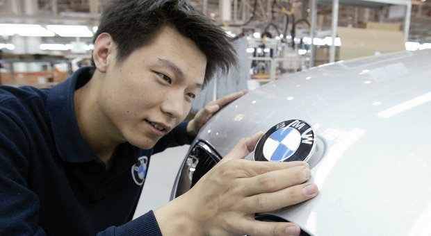 BMW Sales Rise But China Growth Keeps Mercedes Ahead
