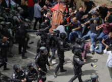 Police attack the funeral of Shireen Abu Aqleh