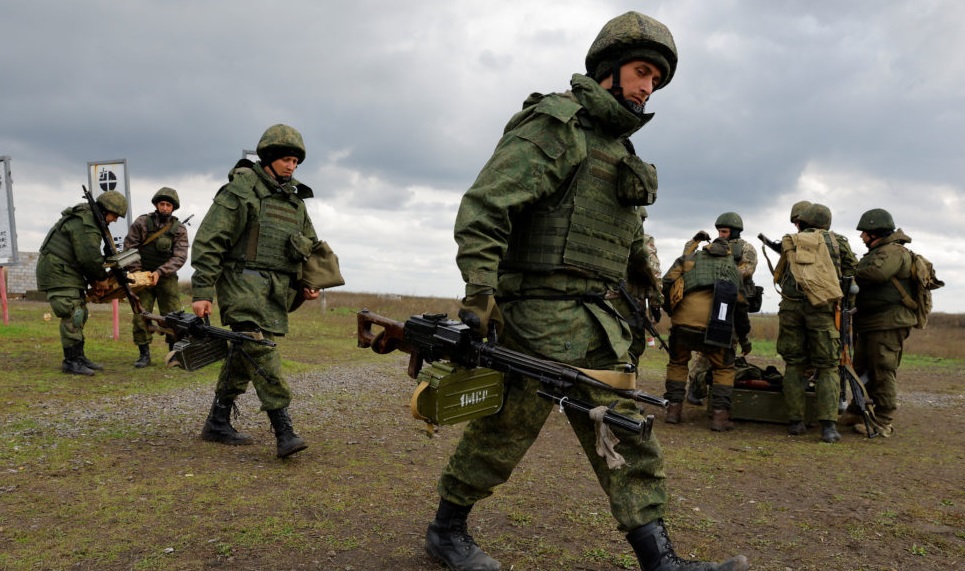Russian troops training